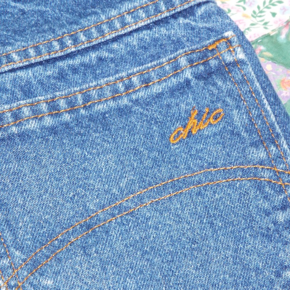 80s Chic Jeans